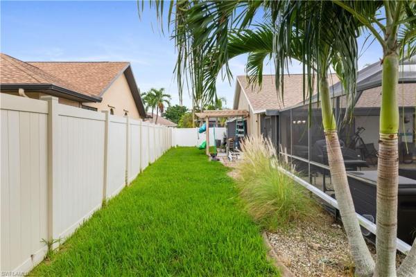 Cape Coral Residential, 1726 2nd St, Cape Coral, Florida 33990, image 2