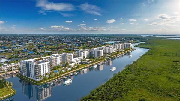 Cape Coral Residential, 2020 Juanita Pl, Cape Coral, Florida 33909, image 1