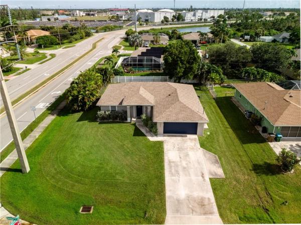 Cape Coral Residential, 2029 W Savona Pkwy, Cape Coral, Florida 33914, image 3