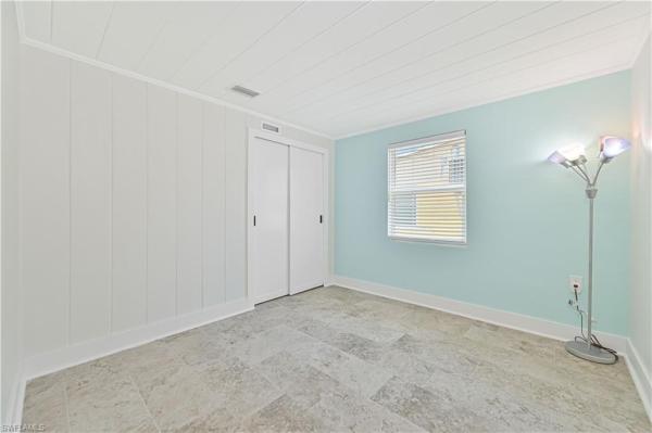 Island Harbors, 2500 Harbor View Dr, Matlacha, Florida 33993, image 2