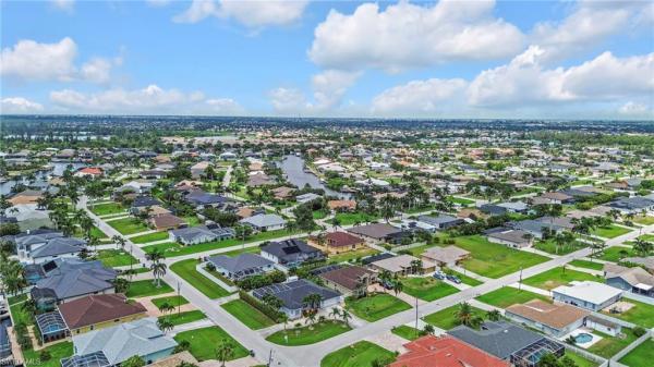 Cape Coral Residential, 2711 27th St, Cape Coral, Florida 33914, image 1