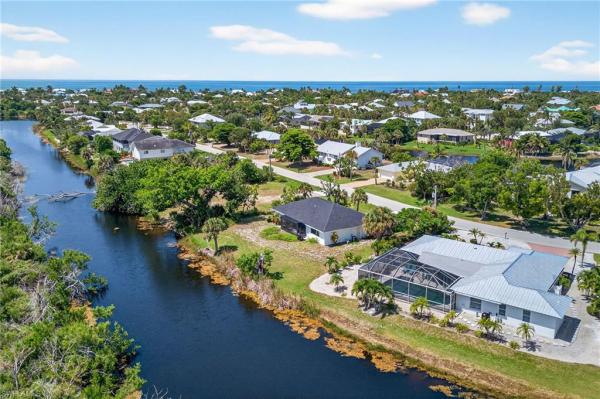 East Rocks, 720 Durion Ct, Sanibel, Florida 33957, image 3