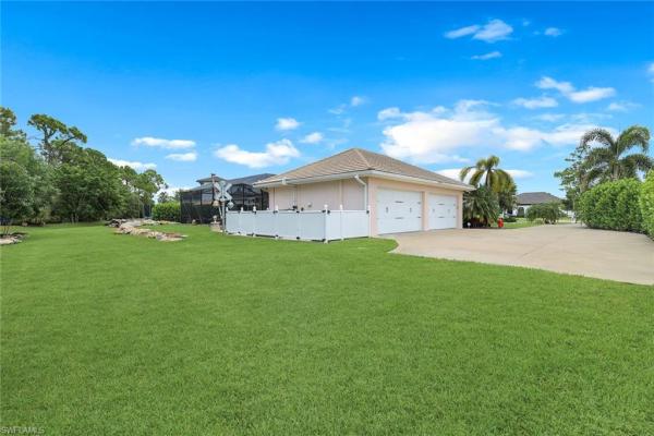 Hidden Pines, 15362 Old Pine Ct, Fort Myers, Florida 33912, image 1