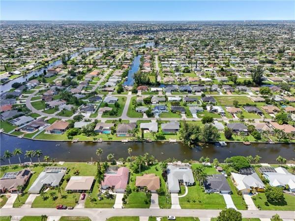 Cape Coral Residential, 430 20th St, Cape Coral, Florida 33990, image 3
