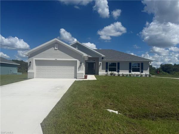 1900 Richland Ave, Lehigh Acres, Florida 33972, image 1