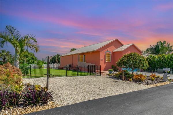 Island Park Woods, 6070 Waterway Bay Dr, Fort Myers, Florida 33908, image 1