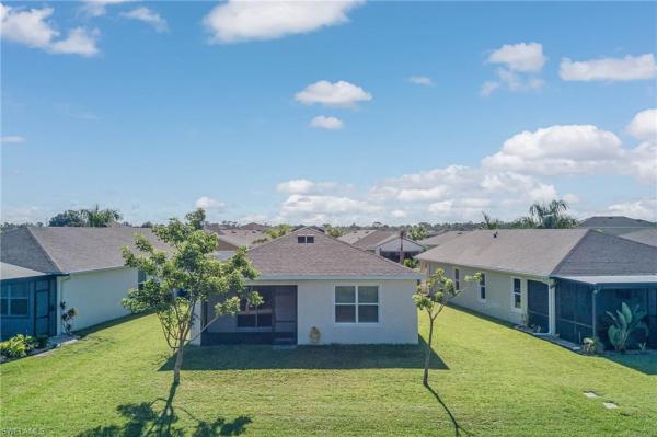 Brightwater, 18517 Cronin Sand Ln, North Fort Myers, Florida 33917, image 2