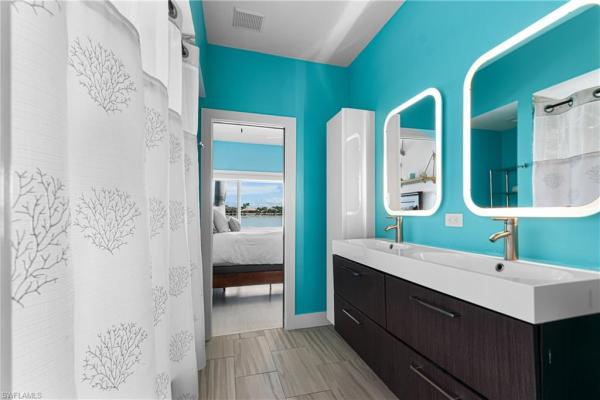 The Harborage, 5730 Harborage Dr, Fort Myers, Florida 33908, image 2