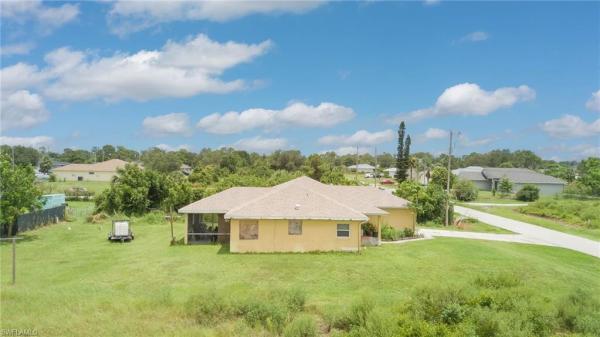 Lehigh Acres Residential, 4022 SW 25th St, Lehigh Acres, Florida 33976, image 1