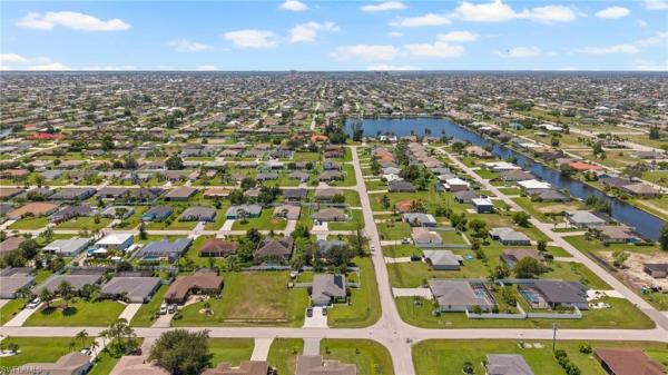 Cape Coral Residential, 1323 35th St, Cape Coral, Florida 33914, image 3