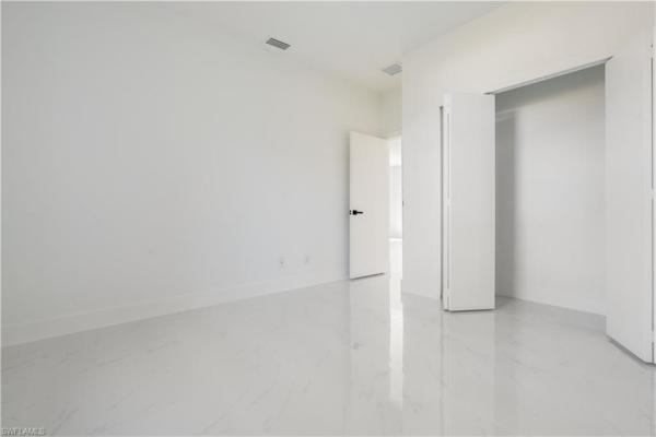 Lehigh Acres, 2708 Helen Pl, Lehigh Acres, Florida 33971, image 3