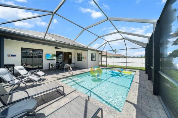 Cape Coral Residential, 1016 33rd Ter, Cape Coral, Florida 33914, image 3
