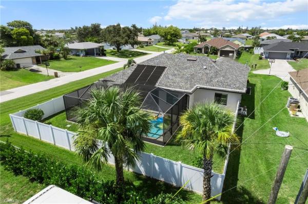 Cape Coral, 1016 33rd Ter, Cape Coral, Florida 33914, image 1