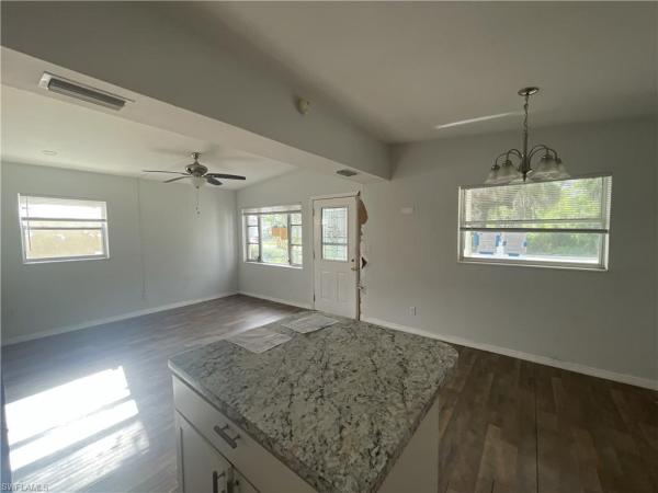 3138 2nd St, Fort Myers, Florida 33916, image 1