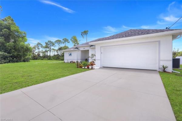 Cape Coral Residential, 2018 33rd Ln, Cape Coral, Florida 33909, image 2