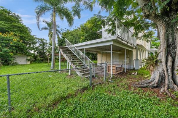 12430 Mcgregor Blvd, Fort Myers, Florida 33919, image 1