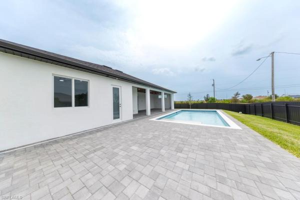 Cape Coral, 3007 10th St, Cape Coral, Florida 33993, image 1