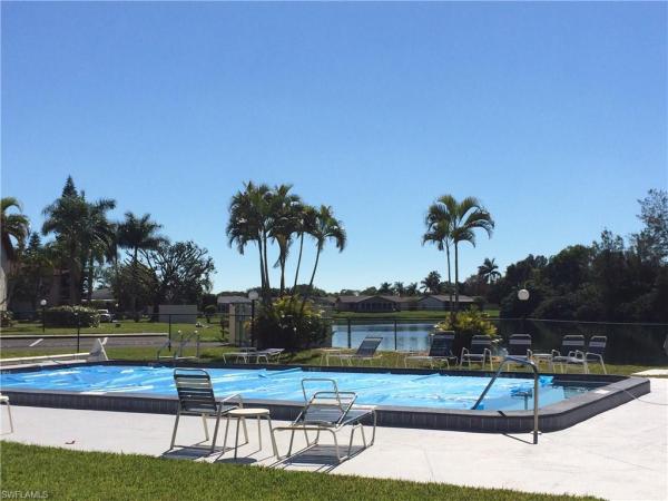 9391 Lennex Ln, Fort Myers, Florida 33919, image 1