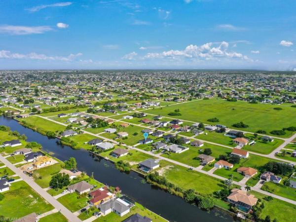 Cape Coral Residential, 1023 9th St, Cape Coral, Florida 33993, image 2