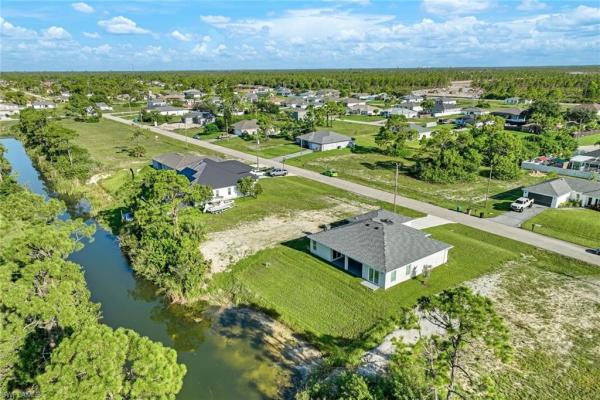 Cape Coral Residential, 1828 30th Ter, Cape Coral, Florida 33993, image 2