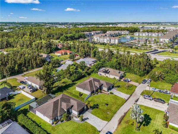 Florimond Manor, 6556 Babcock St, Fort Myers, Florida 33966, image 2