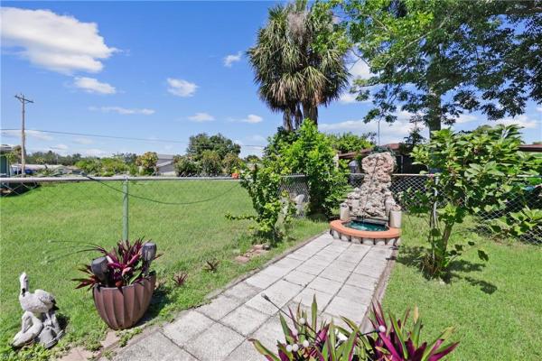 Waterway Estates Golf Park, 4517 Vinsetta Ave, North Fort Myers, Florida 33903, image 3