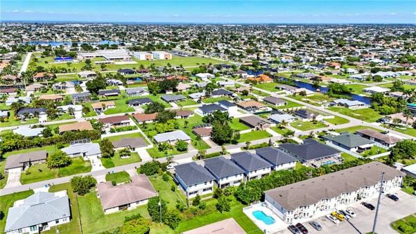 Cape Coral, 3516 Santa Barbara Pl, Cape Coral, Florida 33914, image 1