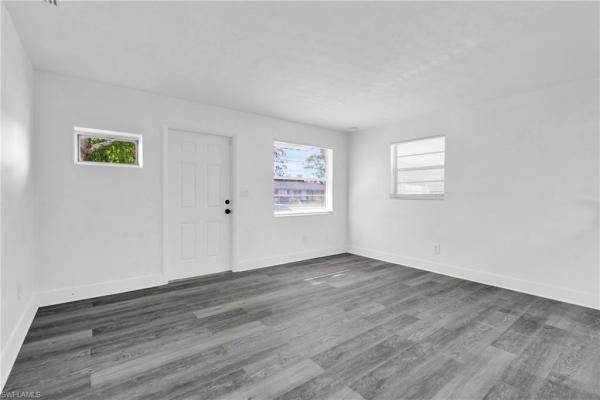 3847 Maxine St, Fort Myers, Florida 33901, image 1