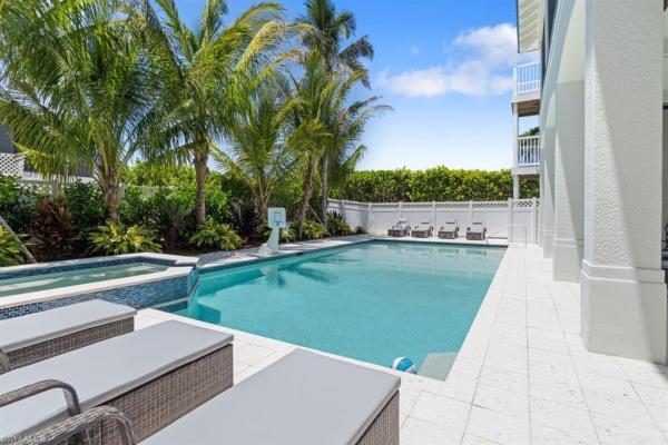 Captiva Residential, 17030 Captiva Dr, Captiva, Florida 33924, image 3