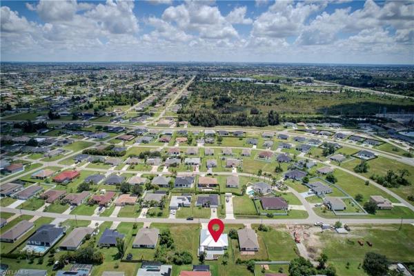 Cape Coral Residential, 402 25th Pl, Cape Coral, Florida 33991, image 2