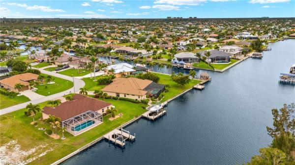 Cape Coral Residential, 3428 27th Pl, Cape Coral, Florida 33914, image 2