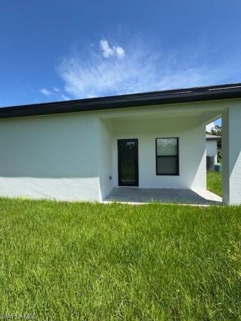 Lehigh Acres, 520 Millcreek St, Lehigh Acres, Florida 33974, image 1