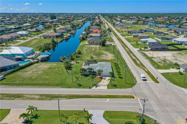 Cape Coral Residential, 3914 Gulfstream Pkwy, Cape Coral, Florida 33993, image 2
