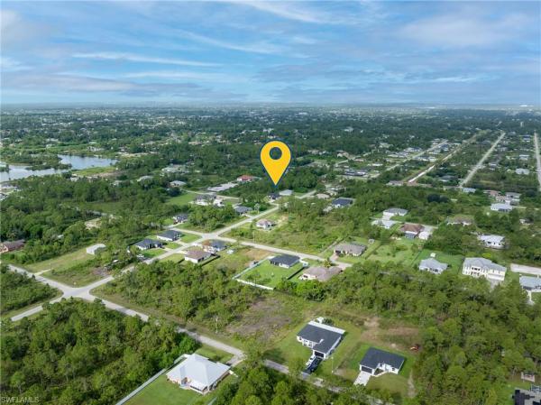 2101 9th St, Lehigh Acres, Florida 33972, image 1