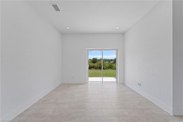 1073 E Barnett St, Lehigh Acres, Florida 33974, image 1