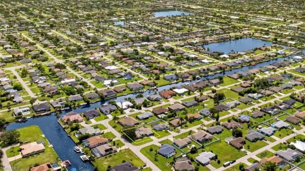 Cape Coral Residential, 4325 6th Ave, Cape Coral, Florida 33914, image 2