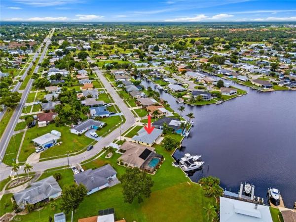 North Fort Myers No HOA, 4520 Vinsetta Ave, North Fort Myers, Florida 33903, image 1
