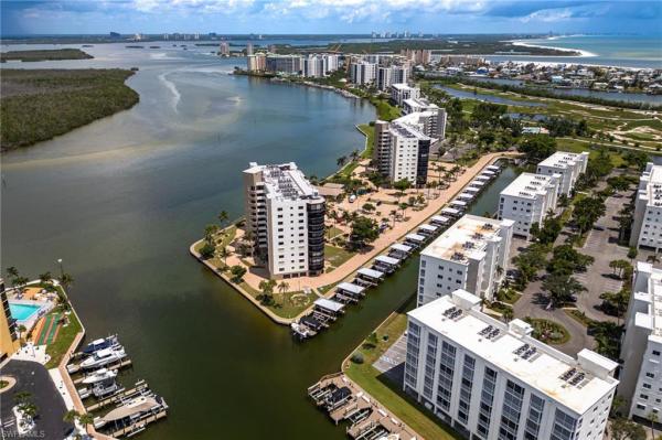 Harbour Pointe At Bay Beach, 4265 Bay Beach Ln #425, Fort Myers Beach, Florida 33931, image 1