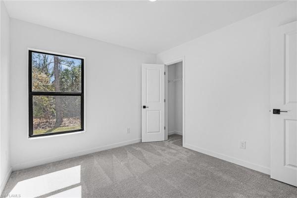 Mirror Lakes, 156 Yager Cir, Fort Myers, Florida 33913, image 3