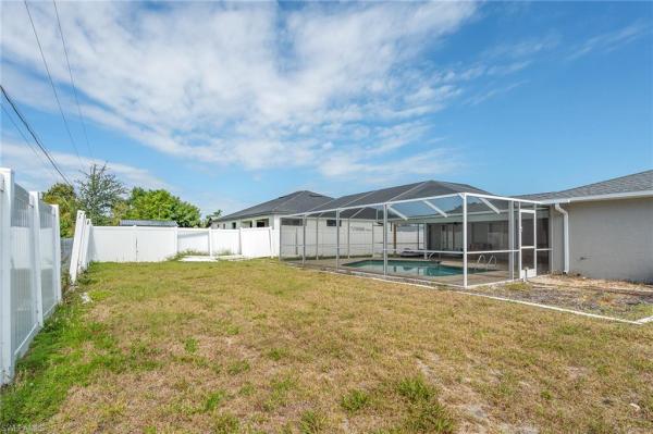 Cape Coral, 924 15th Ter, Cape Coral, Florida 33990, image 1