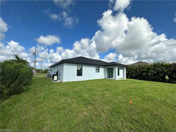 Cape Coral Residential, 227 27th Pl, Cape Coral, Florida 33993, image 3