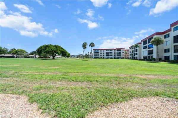 7406 Lake Breeze Dr #117, Fort Myers, Florida 33907, image 1