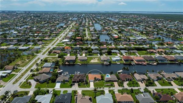 Cape Coral Residential, 2516 37th Ter, Cape Coral, Florida 33914, image 3