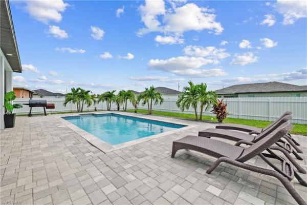 Cape Coral, 475 2nd Pl, Cape Coral, Florida 33909, image 1