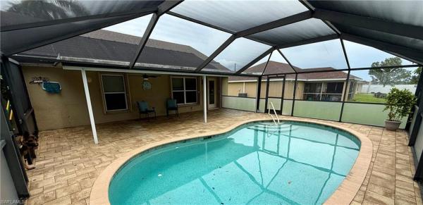 Cape Coral Residential, 1002 16th Ter, Cape Coral, Florida 33993, image 2
