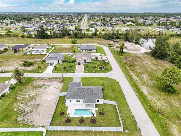 Cape Coral Residential, 1927 22nd Pl, Cape Coral, Florida 33993, image 3