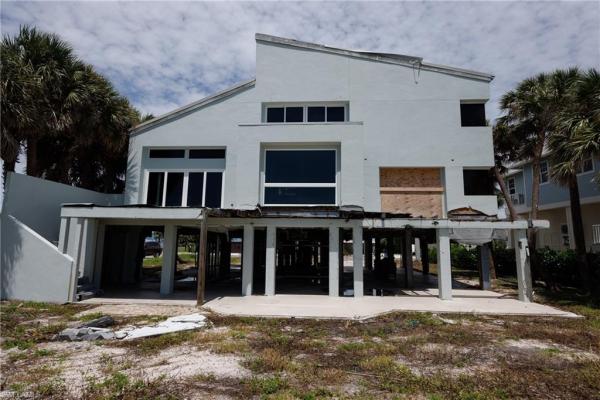 Grand Ole Man, 8068 Estero Blvd, Fort Myers Beach, Florida 33931, image 1