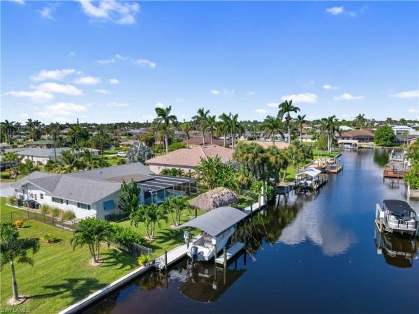 Cape Coral, 419 Pinecrest Ct, Cape Coral, Florida 33904, image 1