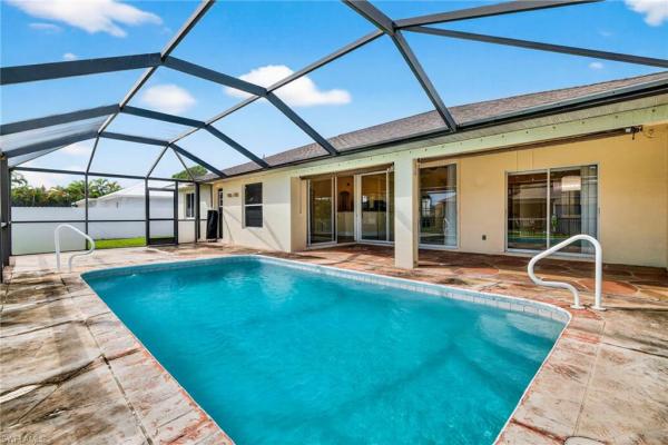 Cape Coral Residential, 1826 SW 28th Ter, Cape Coral, Florida 33914, image 3