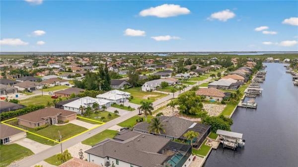 Cape Coral Residential, 3602 2nd Ln, Cape Coral, Florida 33991, image 2